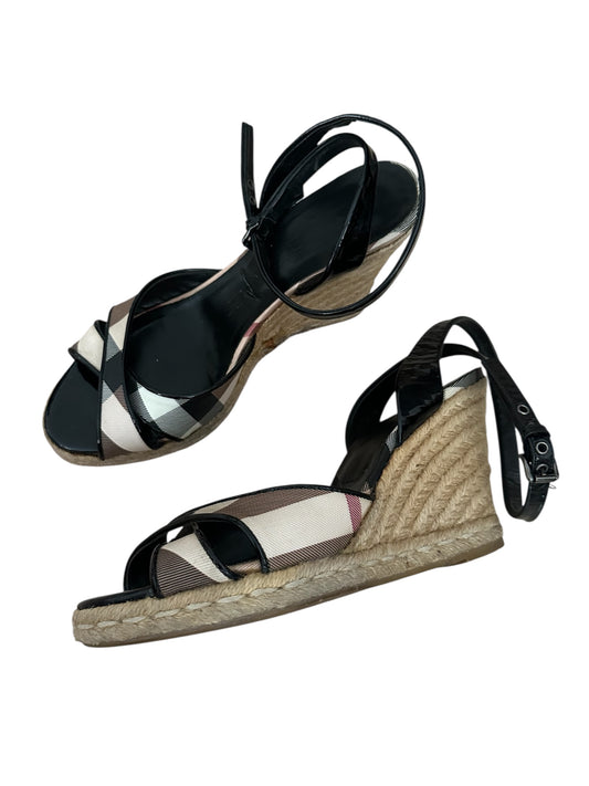 Burberry - Dolgu Topuklu Sandalet